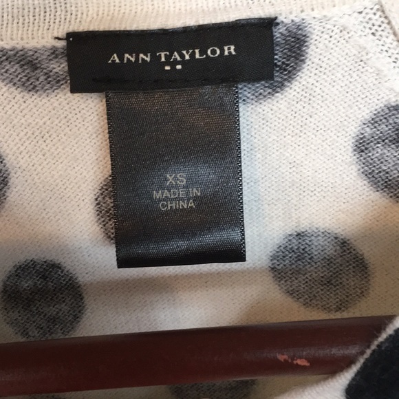 EUC 3/4 sleeve polka dot cardigan Ann Taylor - Picture 3 of 4